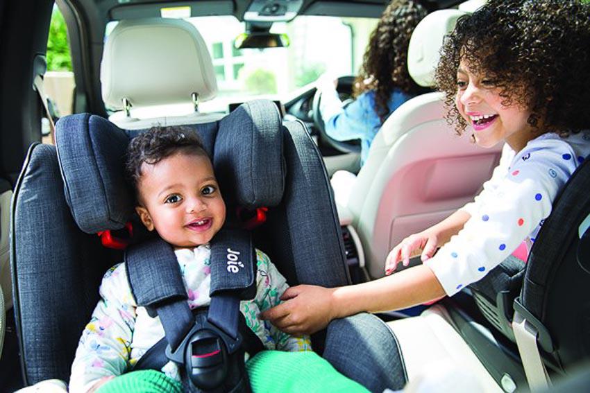 ​Kinh nghiệm đảm bảo an toàn cho trẻ nhỏ trên ô tô