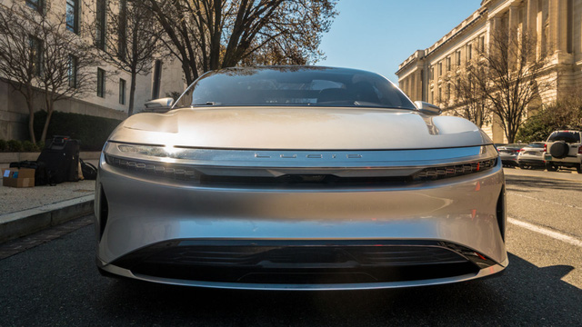 Quên Faraday Future đi, đây mới là siêu xe điện xứng đáng là đối thủ của Tesla - Ảnh 9.