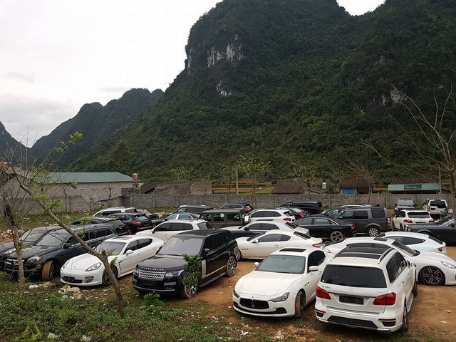 Hàng chục siêu xe và xe siêu sang xuất hiện tại miền núi Cao Bằng gây choáng - Ảnh 2.