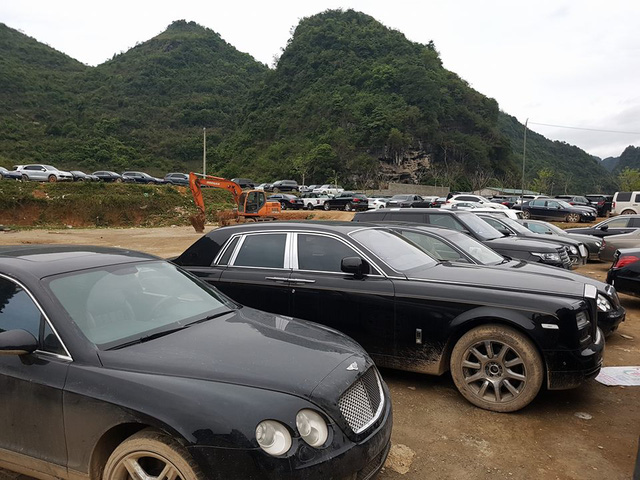 Hàng chục siêu xe và xe siêu sang xuất hiện tại miền núi Cao Bằng gây choáng - Ảnh 9.